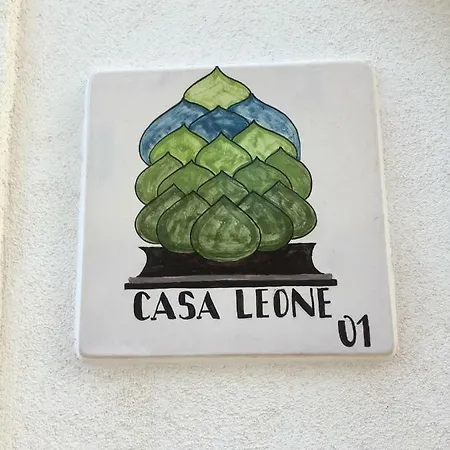 Casa Leone 01 Апартаменты *