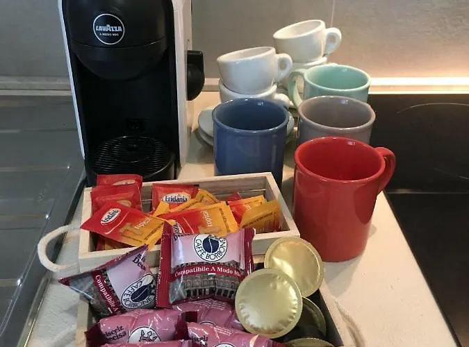 Casa Leone 01 アパート