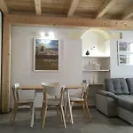 Casa Leone 01 Syracuse
